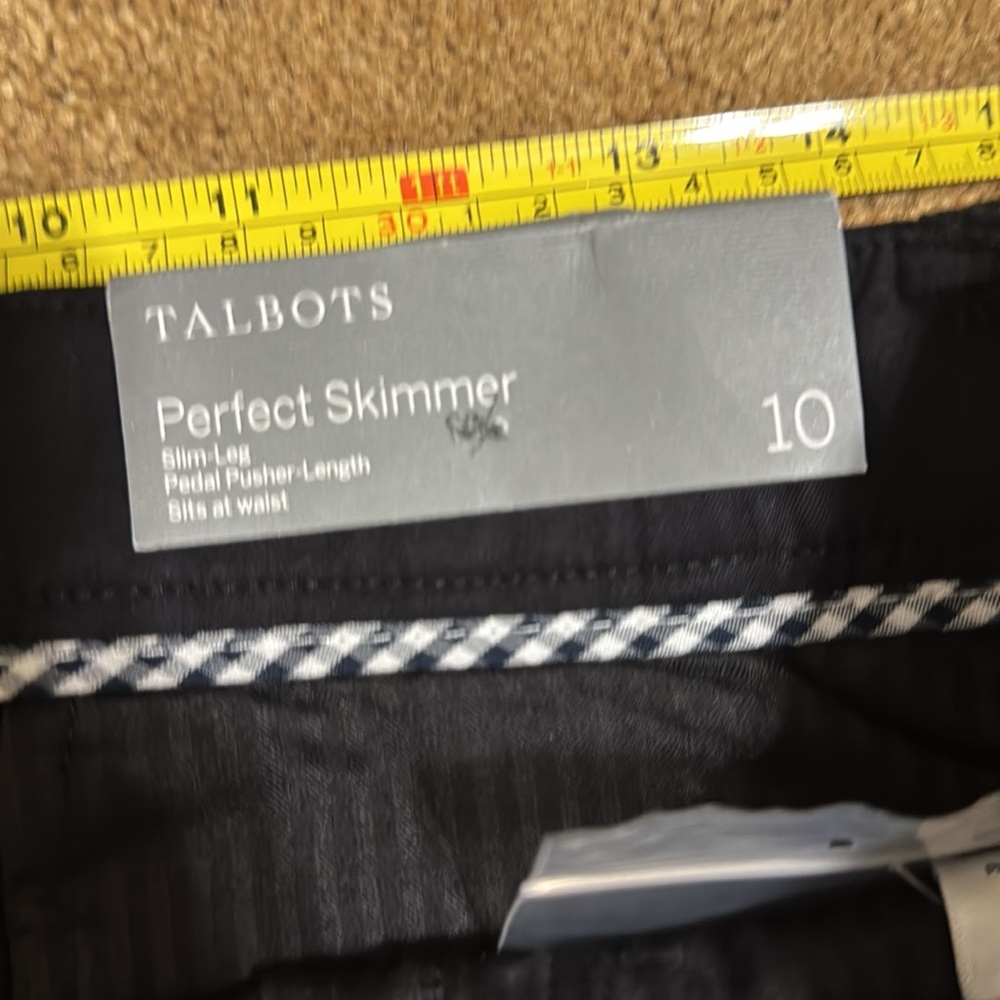 Talbots Capris - Picture 6 of 9